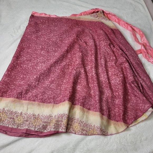 Silk Pink Floral Wrap Skirt With Ties - Picture 2 of 12